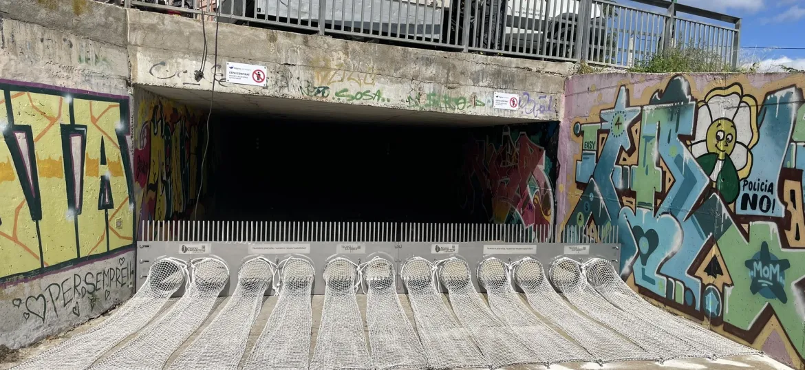 Malles de retenció a la riera de Sant Simó