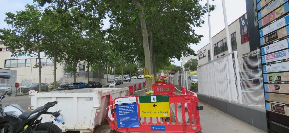 Obra renovació xarxa d'abastament d’aigua del carrer de la Remallaire i del carrer de Josep M. Batista i Roca