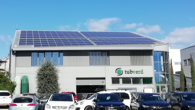 Façana2 edifici TubVerd amb coberta fotovoltaica